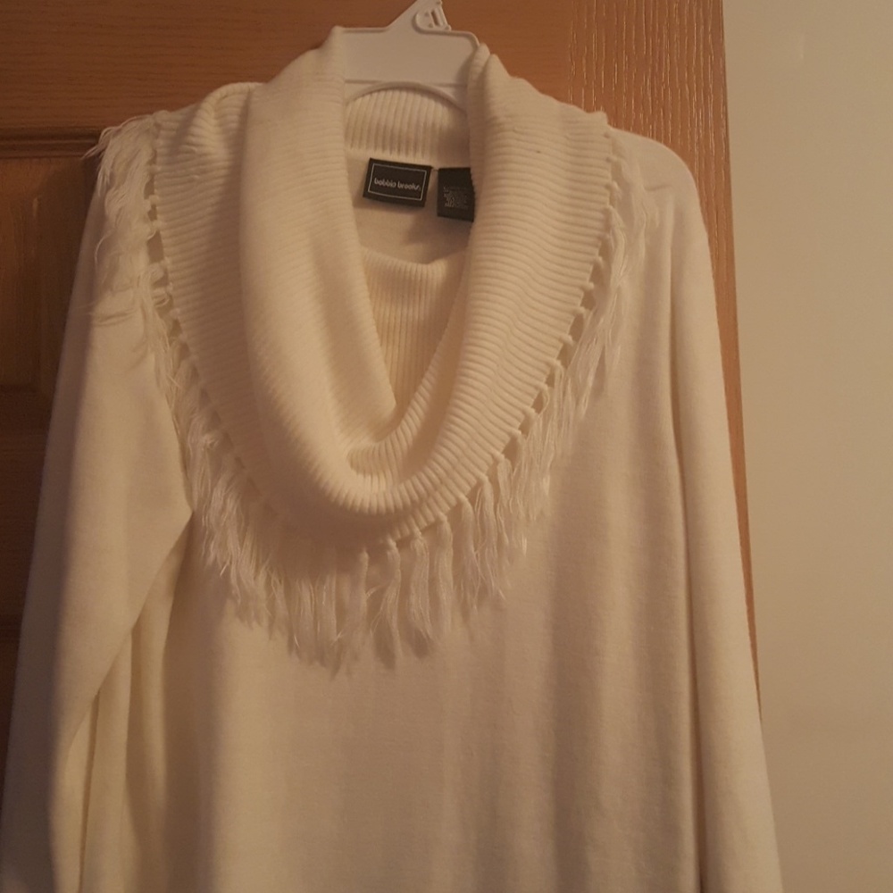 Bobbi Brooks Sweater